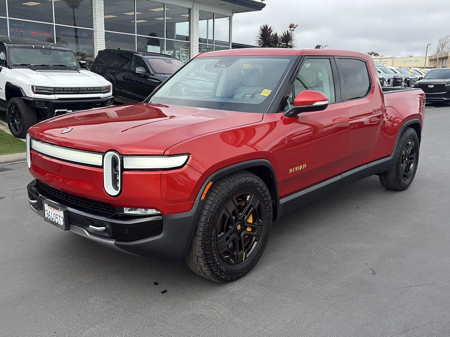 2023 RIVIAN R1T Adventure