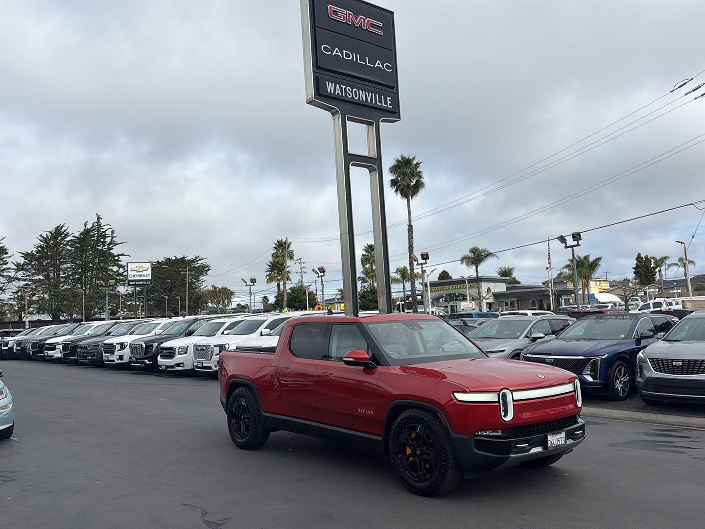 2023 RIVIAN R1T Adventure