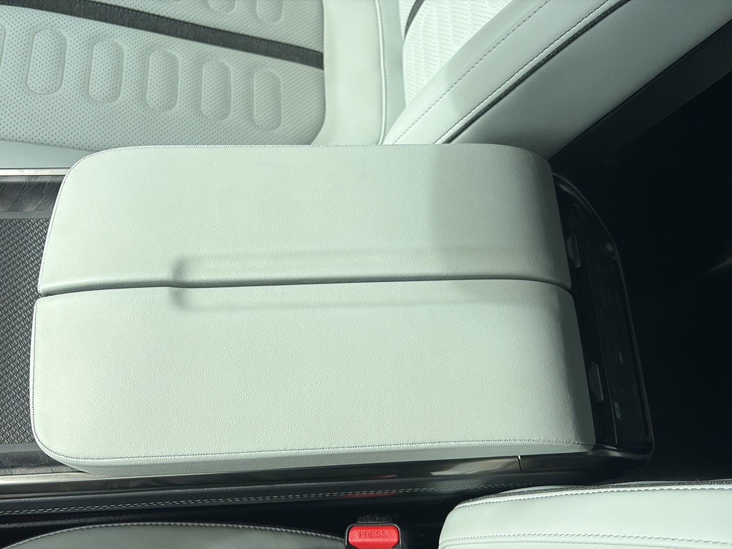 2023 RIVIAN R1T Adventure