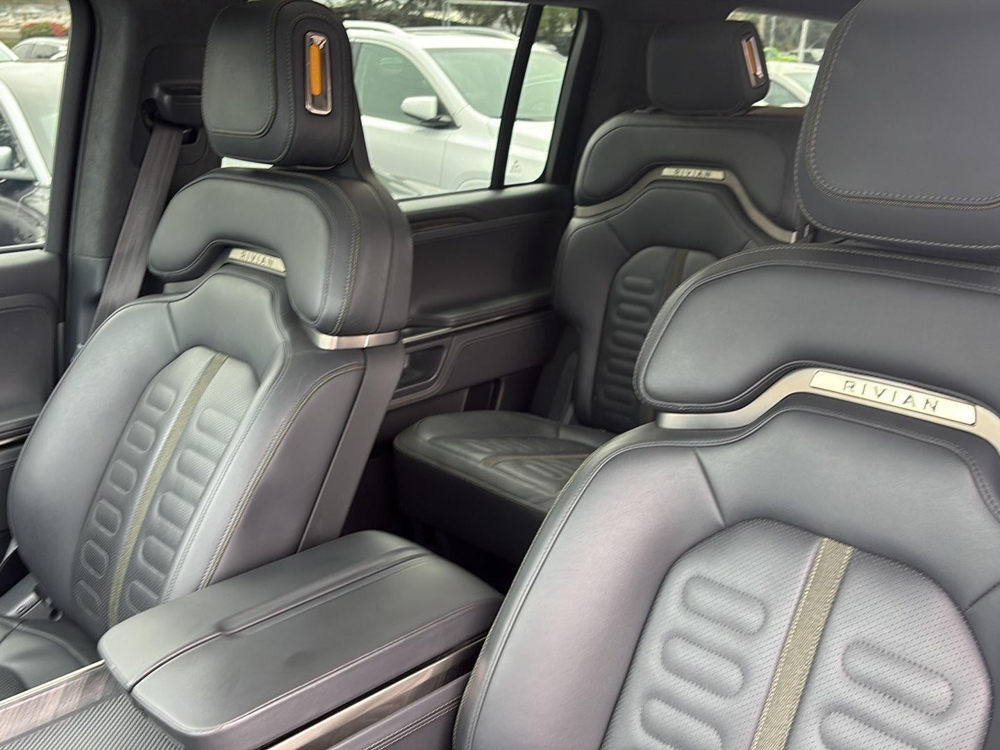 2022 RIVIAN R1S Launch Edition