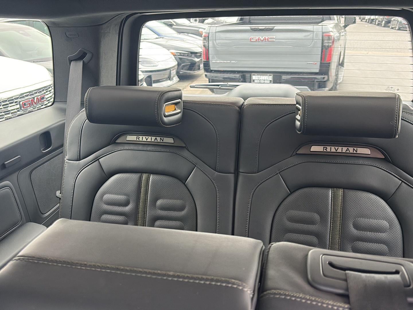 2022 RIVIAN R1S Launch Edition