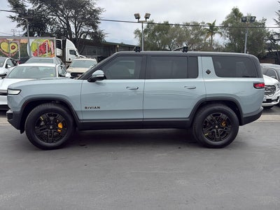 2022 RIVIAN R1S Launch Edition