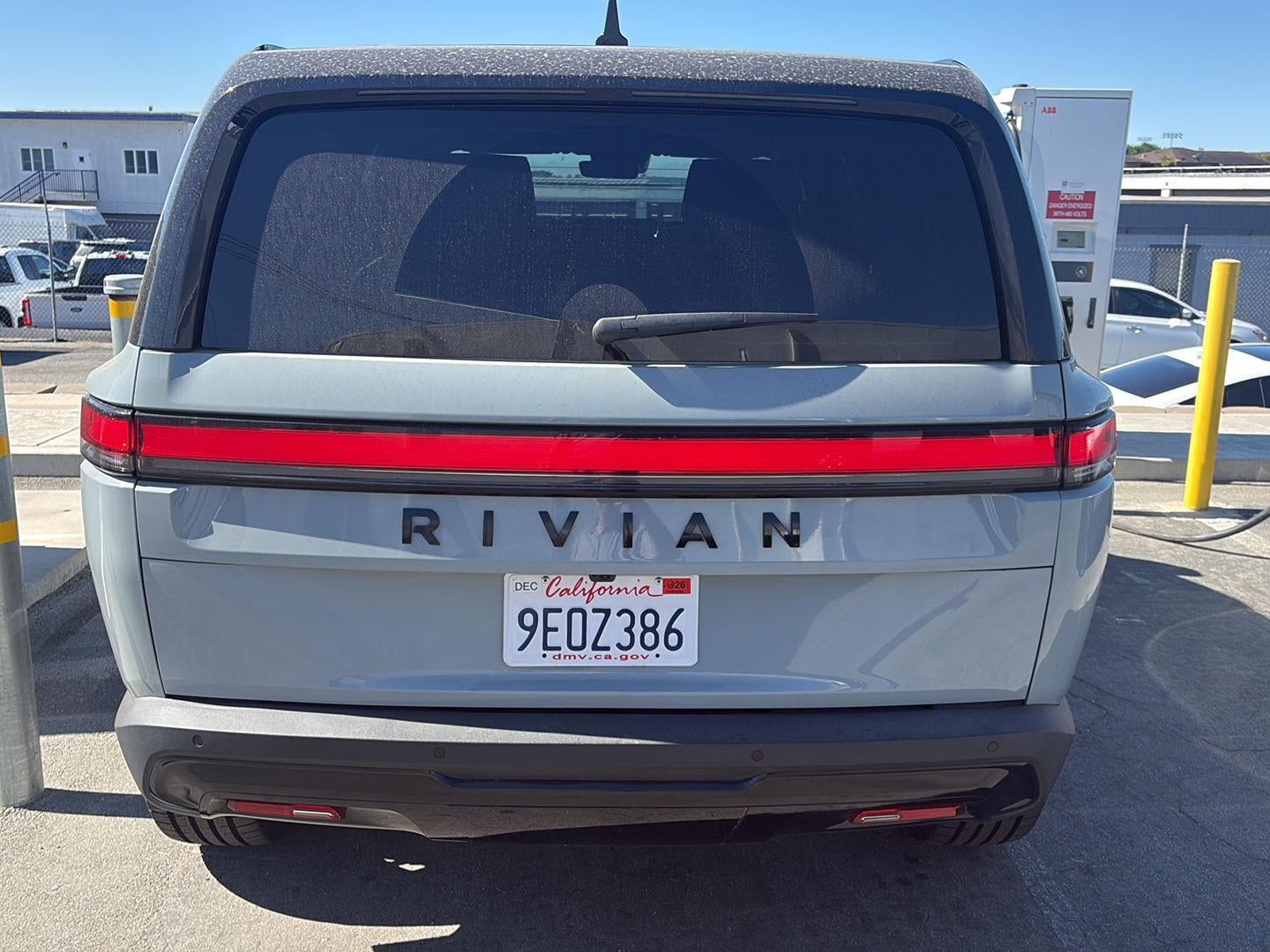 2022 RIVIAN R1S Launch Edition