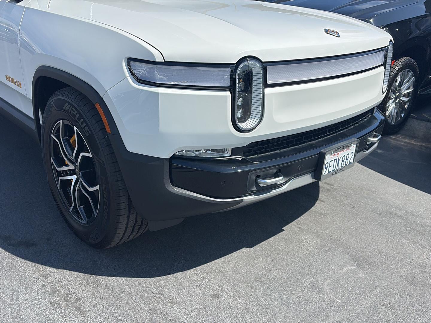 2022 RIVIAN R1S Launch Edition