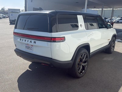 2025 RIVIAN R1S Premium
