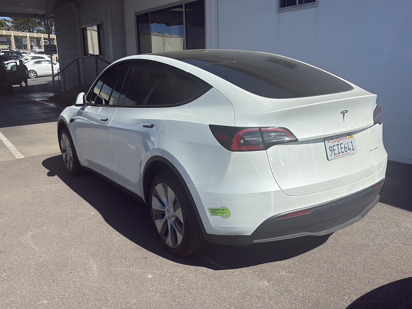 2023 Tesla Model Y Long Range Dual Motor All-Wheel Drive