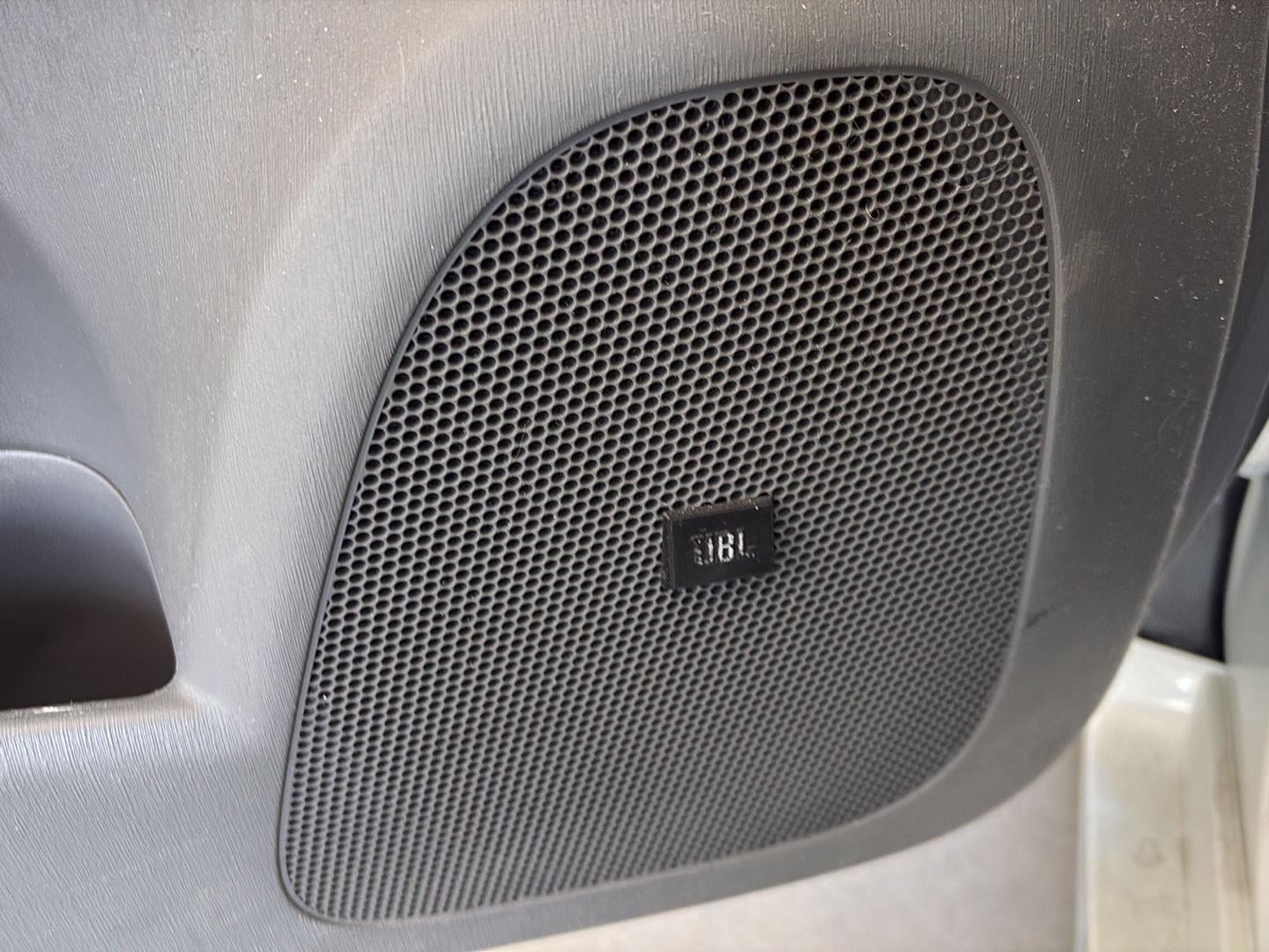 2010 Toyota Prius III