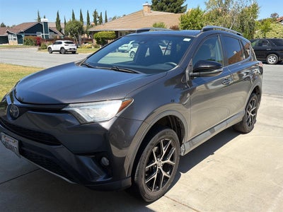 2018 Toyota RAV4 SE