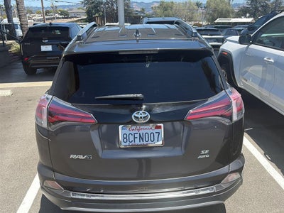 2018 Toyota RAV4 SE