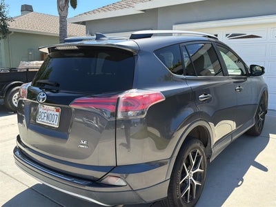 2018 Toyota RAV4 SE