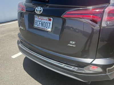2018 Toyota RAV4 SE