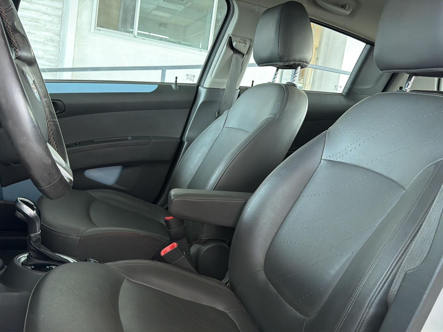 2014 Chevrolet Spark EV LT