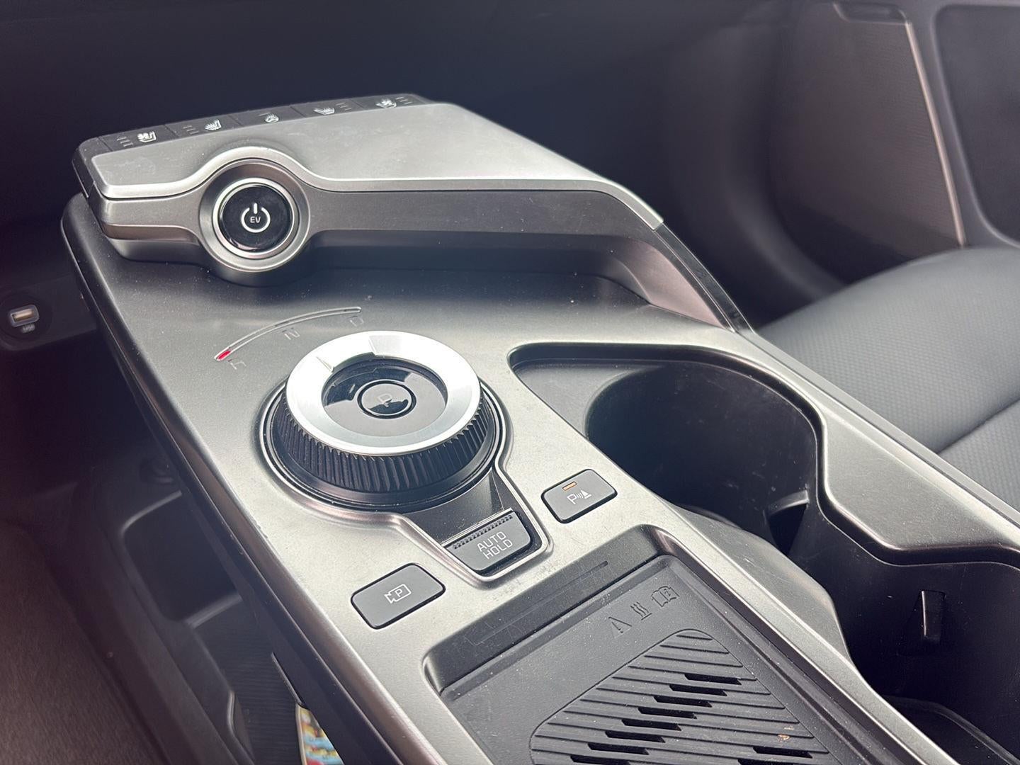 2024 Kia EV6 Wind