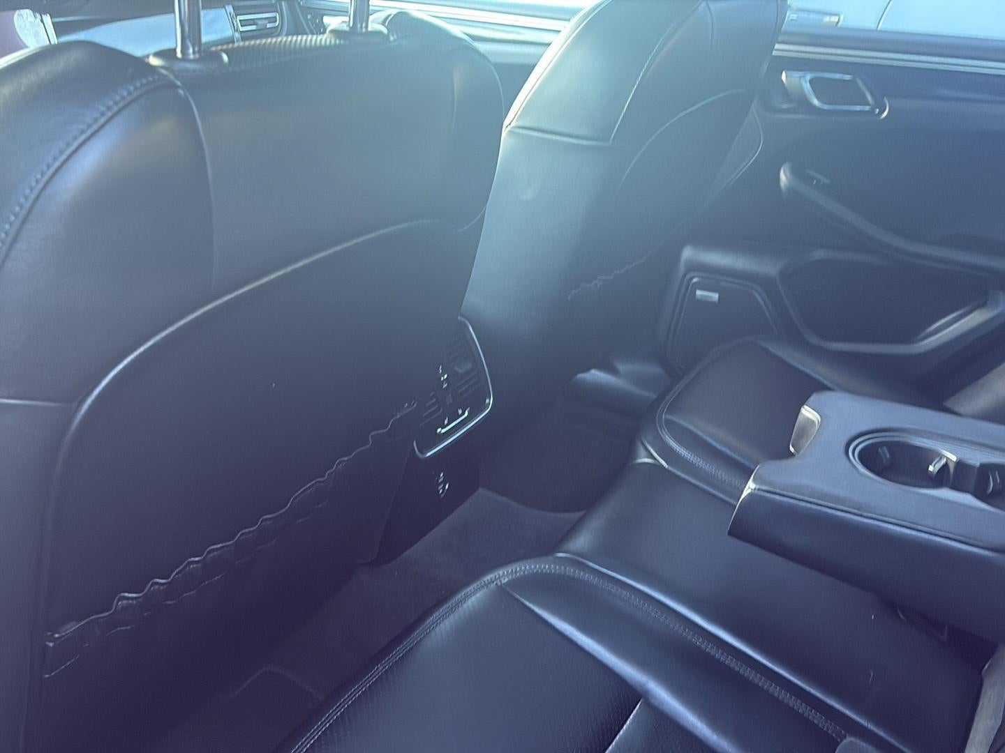 2022 Porsche Macan Base