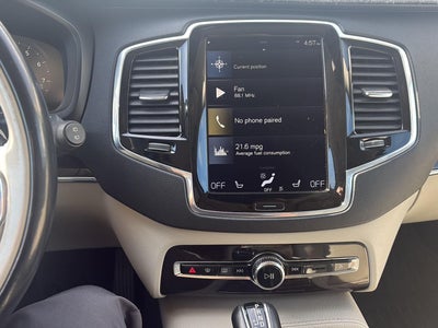 2017 Volvo XC90 T6 Momentum