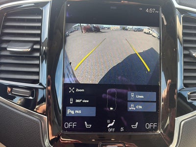 2017 Volvo XC90 T6 Momentum