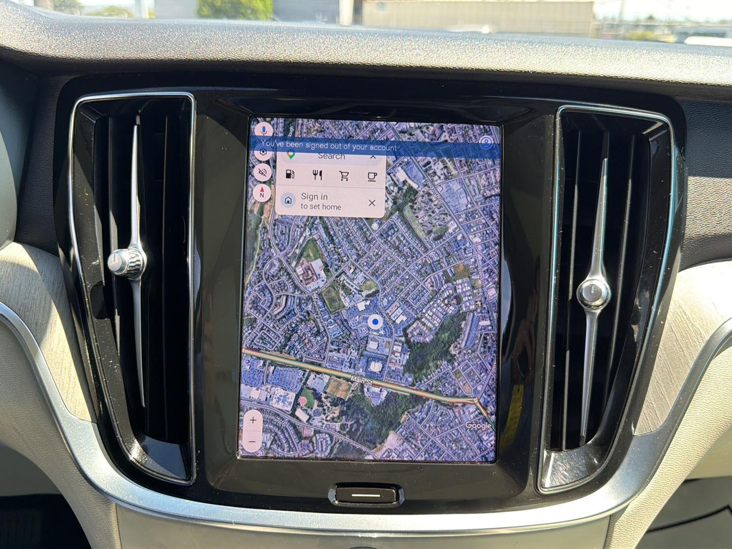 2023 Volvo V60 Cross Country Plus